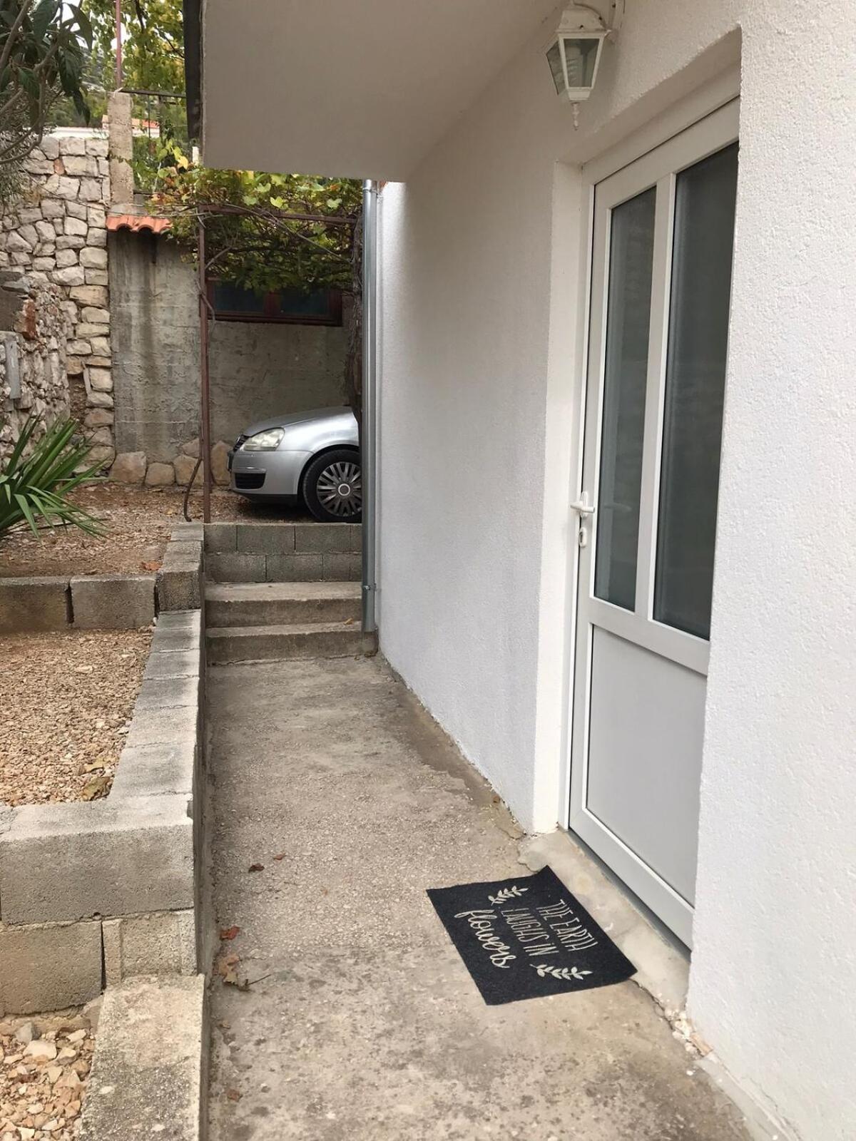 Nada Hvar * Zavala